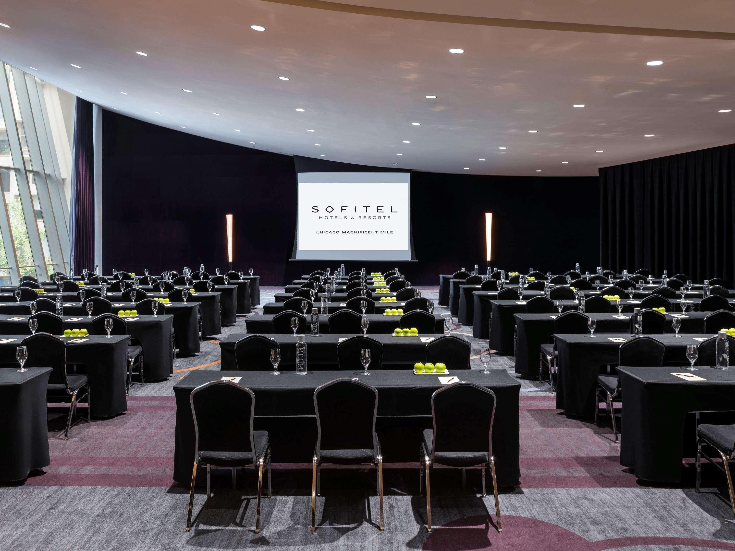 Hotel Sofitel Chicago Magnificent Mile Zewnętrze zdjęcie Meeting room