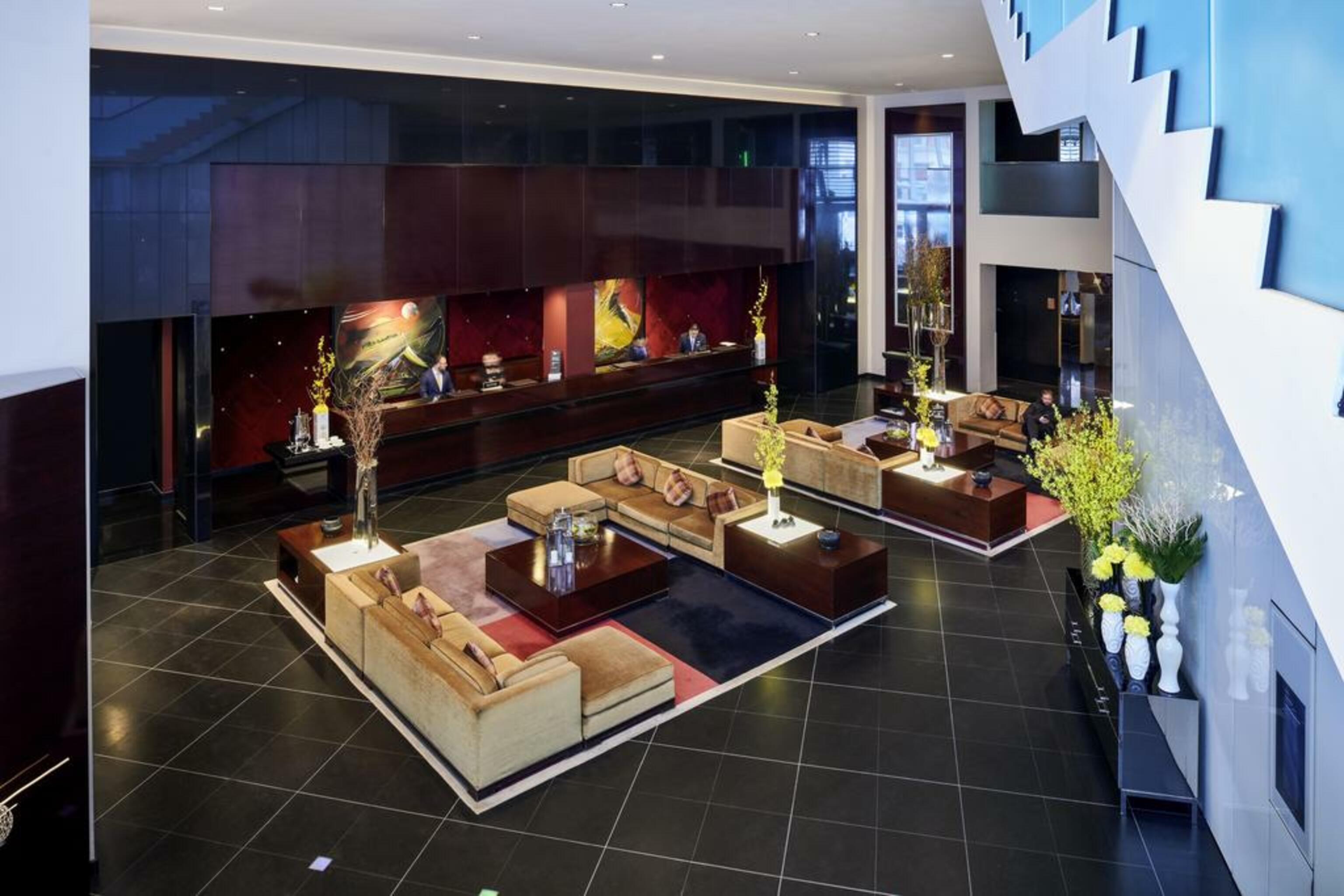 Hotel Sofitel Chicago Magnificent Mile Zewnętrze zdjęcie The lobby of the hotel