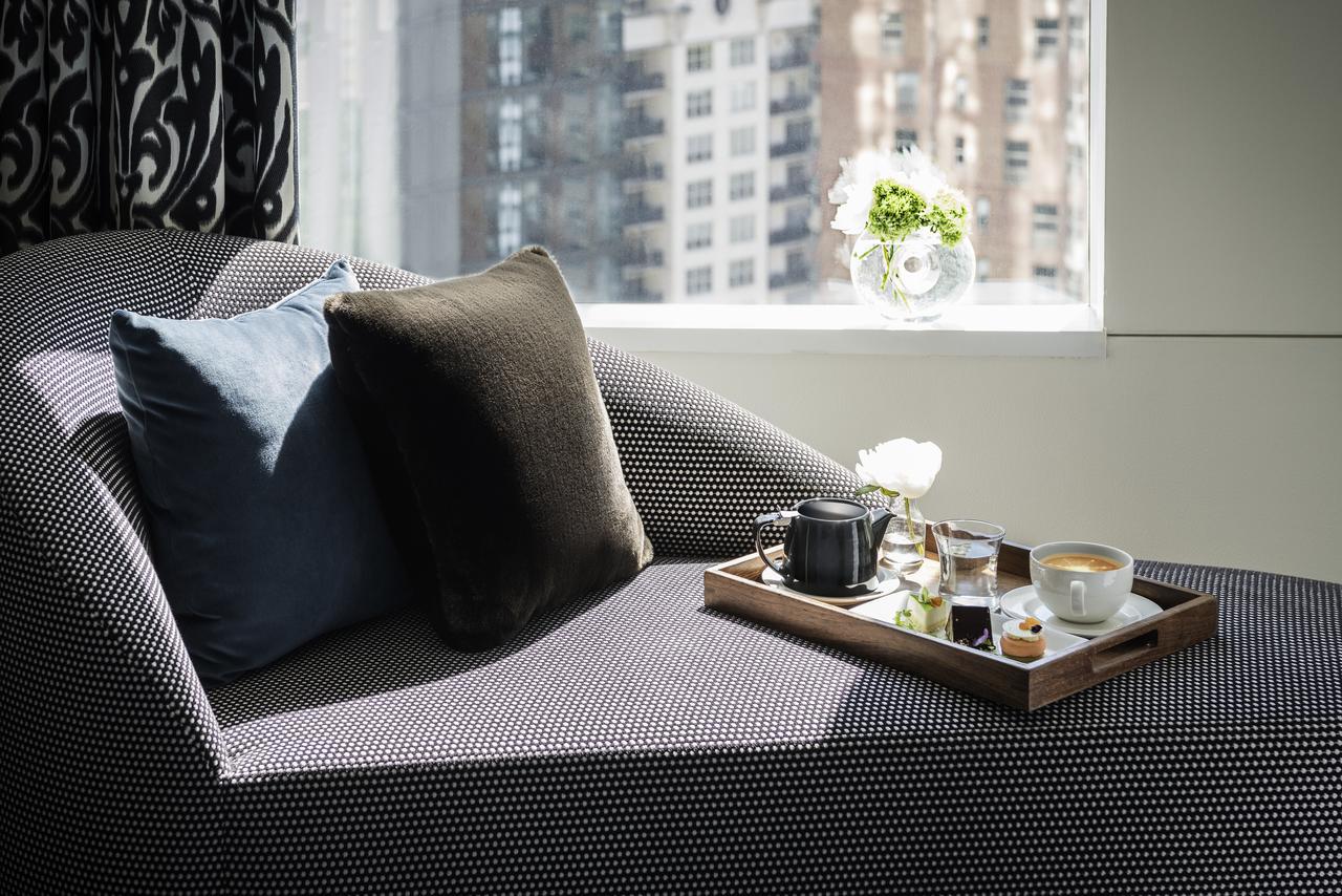 Hotel Sofitel Chicago Magnificent Mile Zewnętrze zdjęcie A tea tray